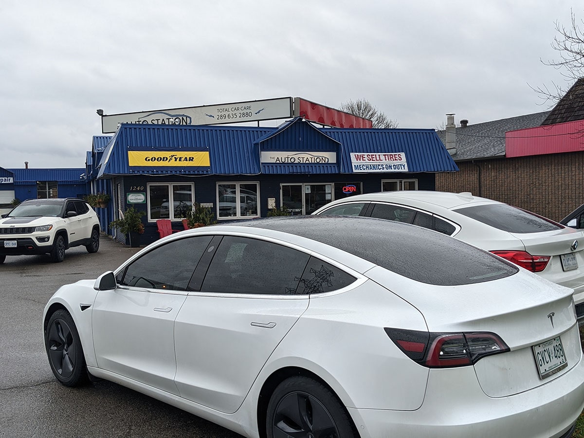 the-auto-station-burlington-on-142-min.jpg