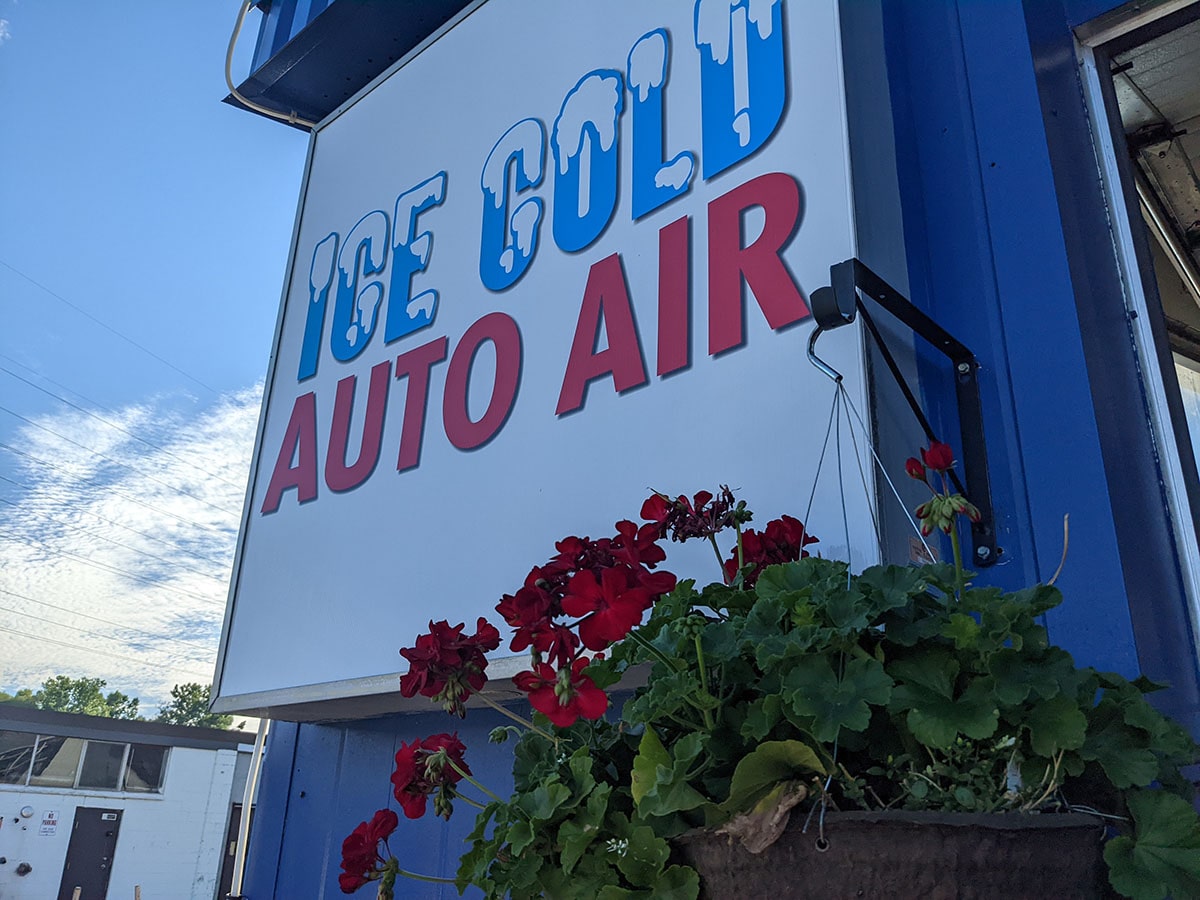 the-auto-station-burlington-on-202-min.jpg